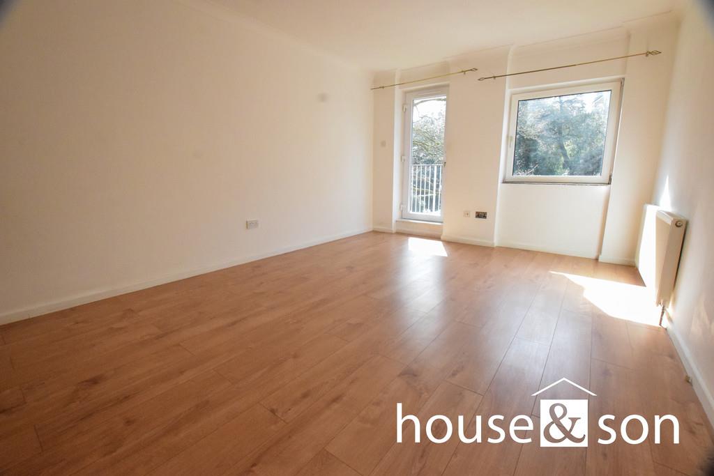 Property Image 582e73c9-0f67-406e-bb09-f34187aee98e