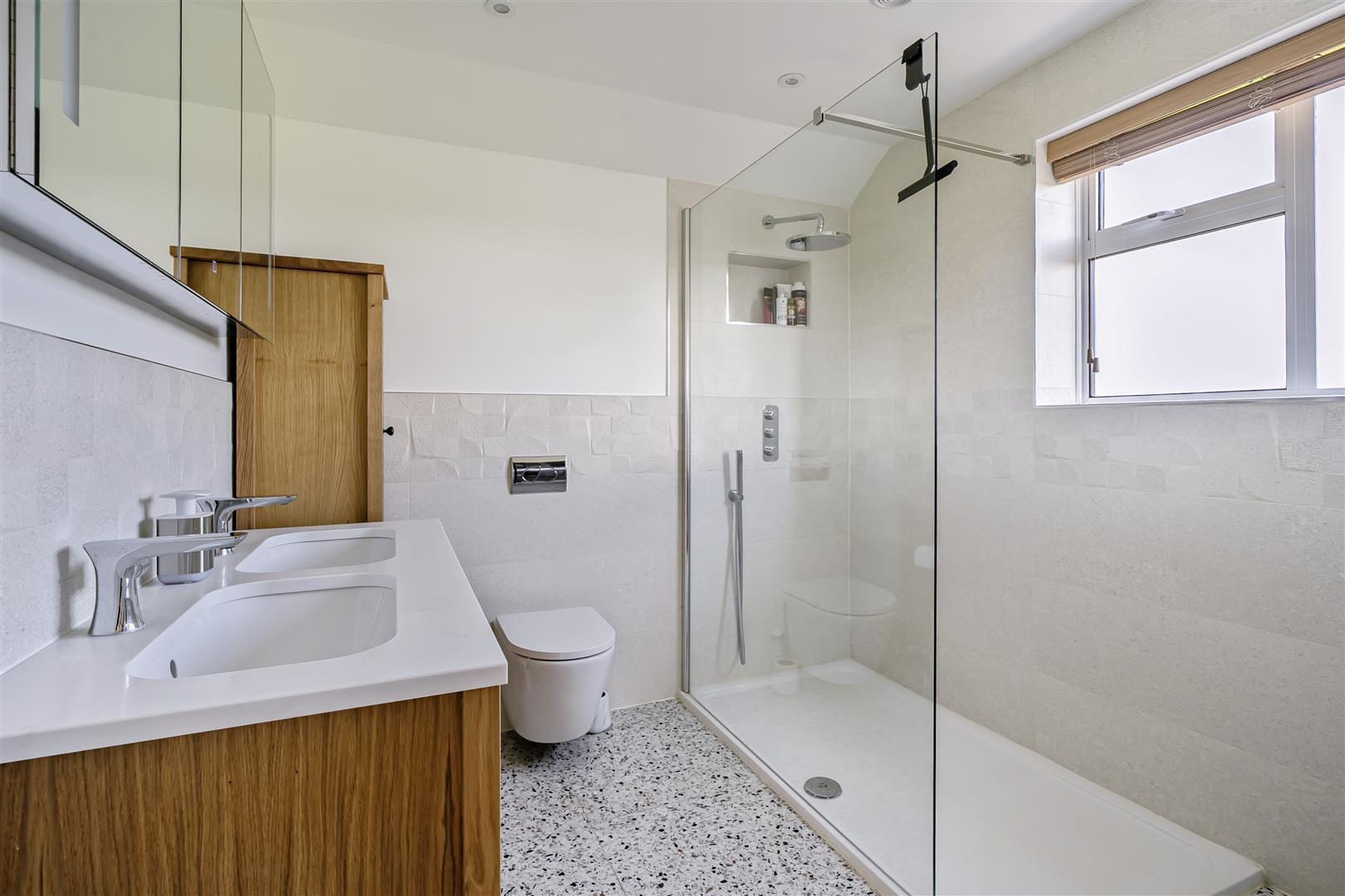 Property Image 5832298f-3af1-4bf9-ad70-92ec83a89bc2