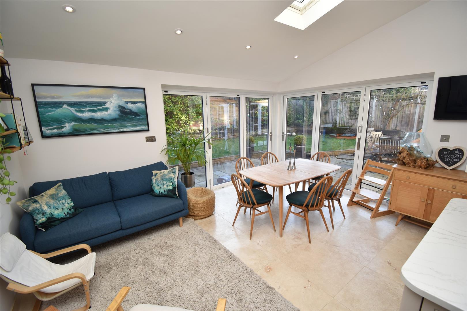 Property Image 5833df61-386a-454a-b066-06018a142b67