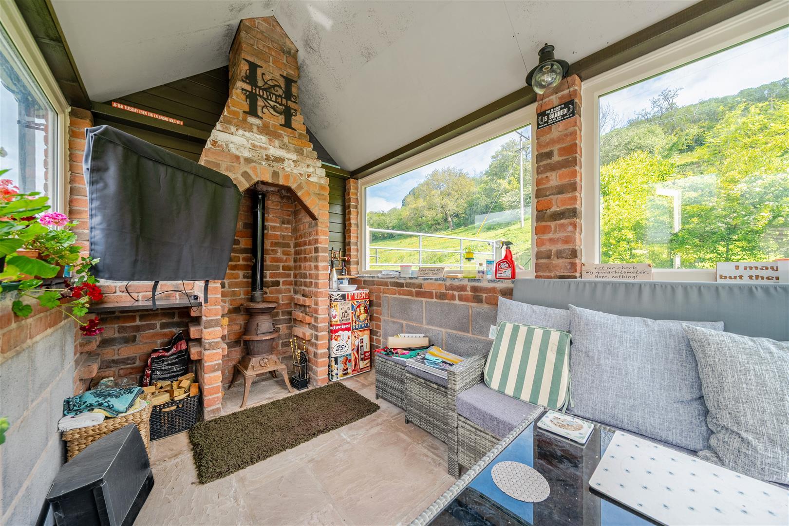 Property Image 584724e8-f039-4111-bfef-ddc9480b2652