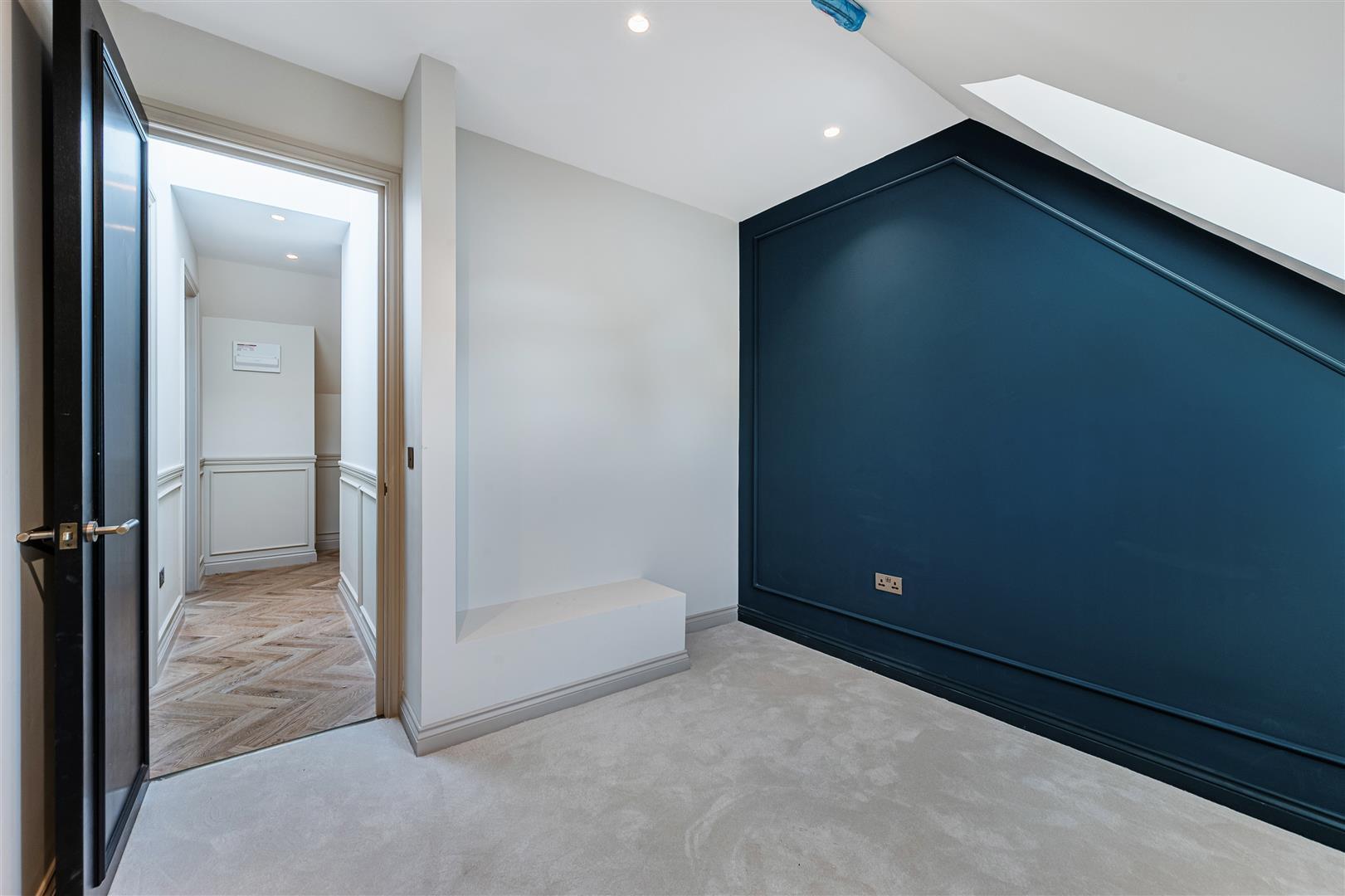 Property Image 58522f3d-3ec9-4e5f-85f6-a54445059a9b