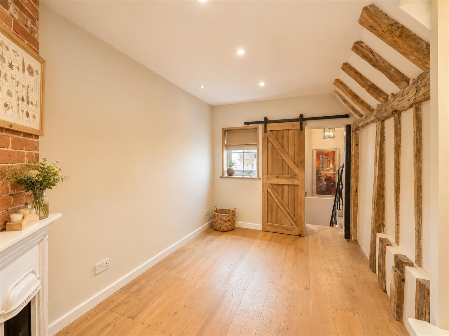 Property Image 58614cad-a5fb-4043-80f4-1c1557aabc07