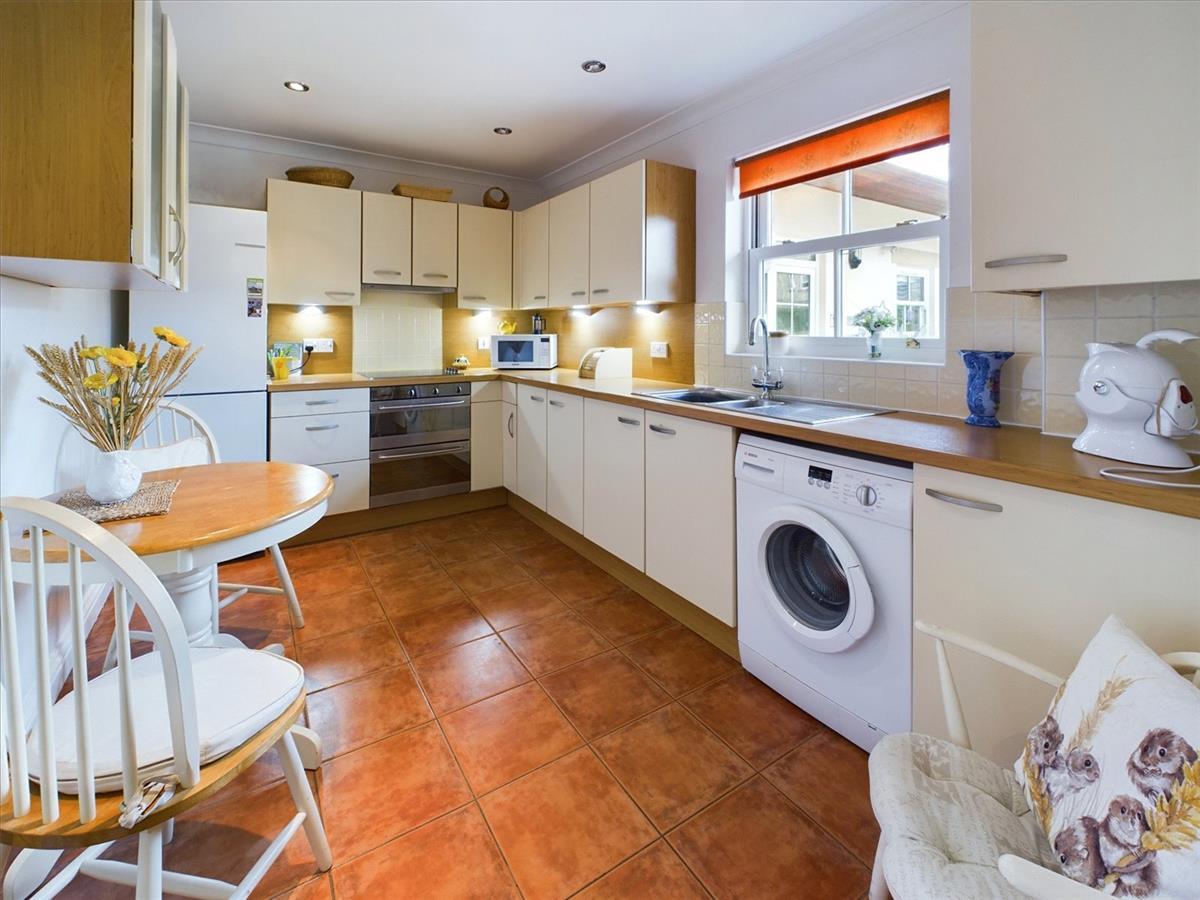 Property Image 586322db-e2eb-4324-bc60-6673be0e6d76