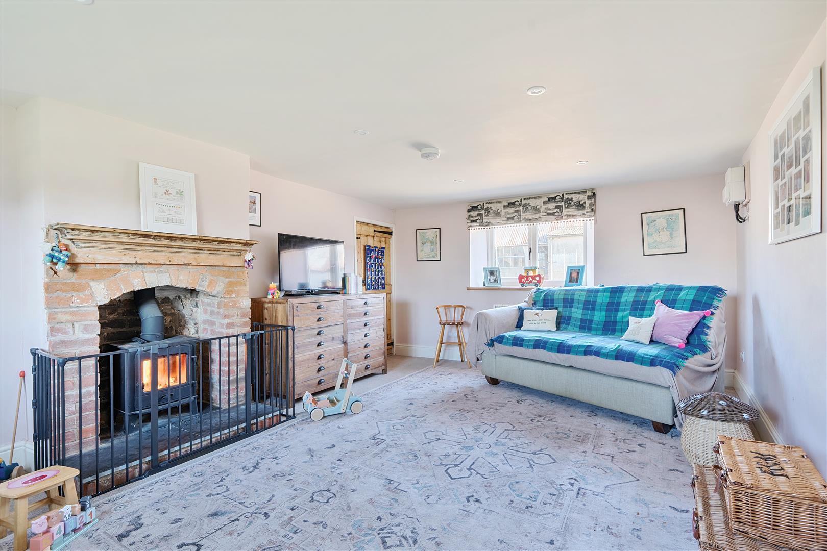 Property Image 586ccf89-37ff-47a7-a91d-953b196bea76