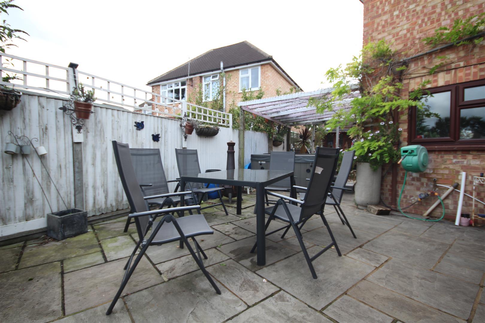 Property Image 589f6c79-6cee-4167-aec1-74cedf8ffd13