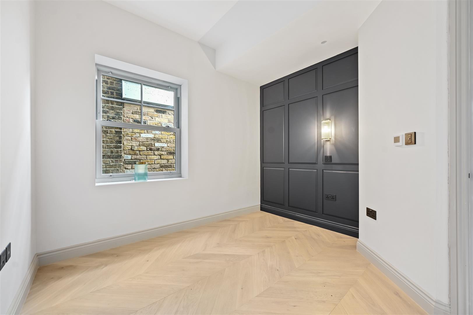 Property Image 58acc872-417c-4ef6-81bc-f2e2a1ec6380