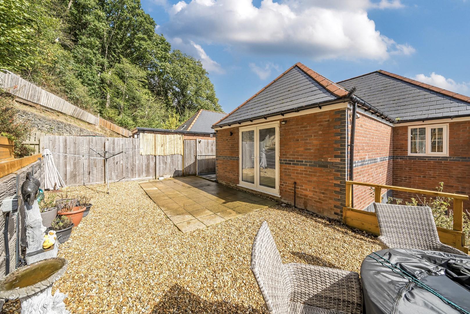 Property Image 58c303be-adc5-42d3-92a6-5bec260435fc