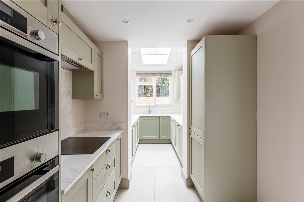 Newly refurbished four double bedroom house with garden on Bushberry Road E9 Homerton