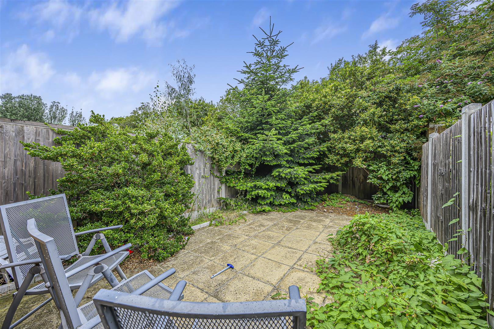 Property Image 58d00921-4e0d-4c96-b554-3425766dd905