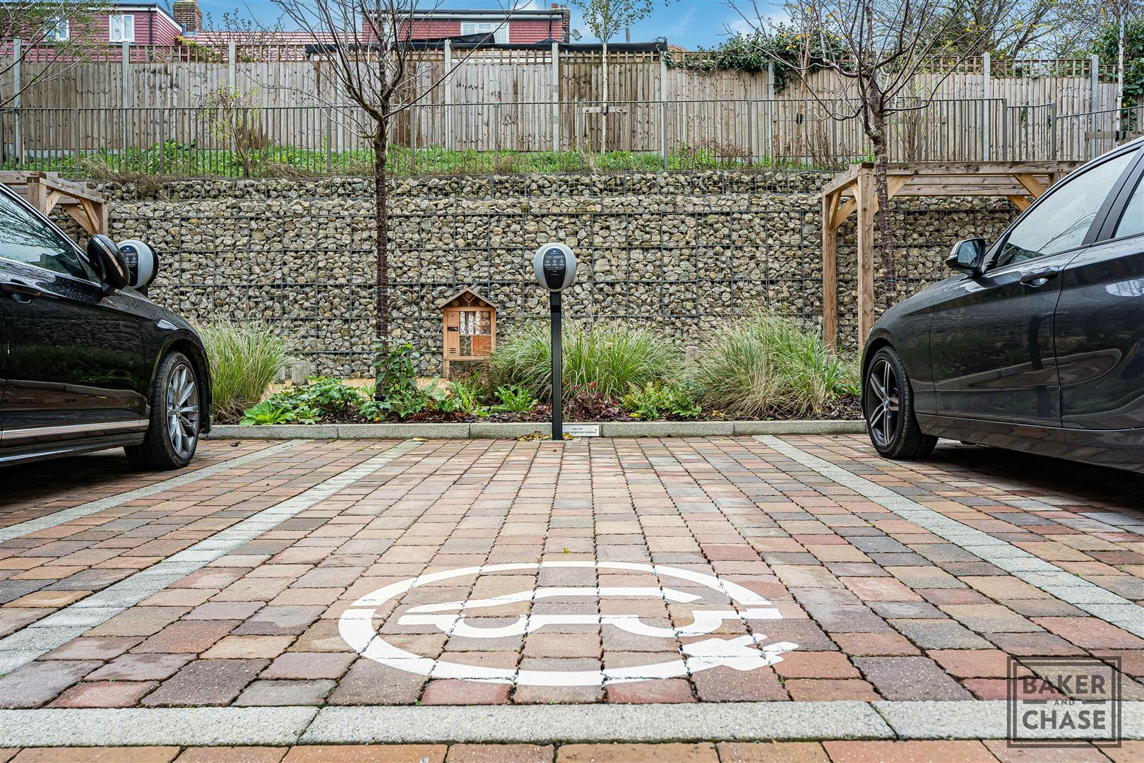Property Image 58d273b8-f487-4a90-b42a-49ed9ede3233
