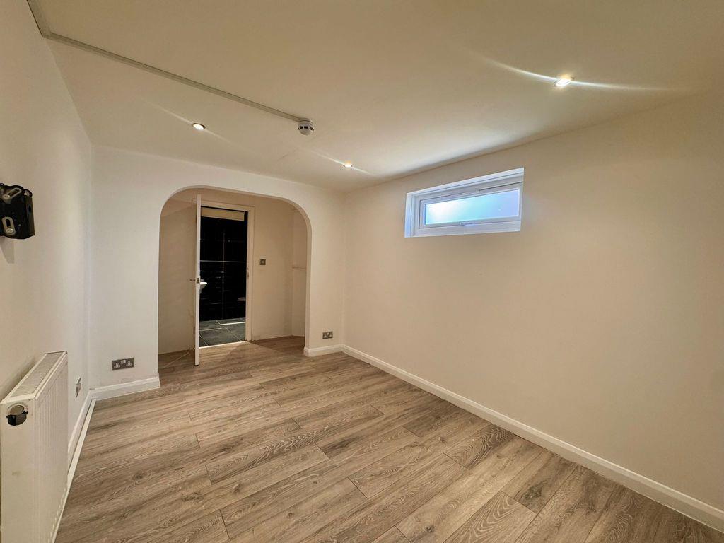 Property Image 58d2f928-6f7b-4953-9b09-a6cb7b7b5778