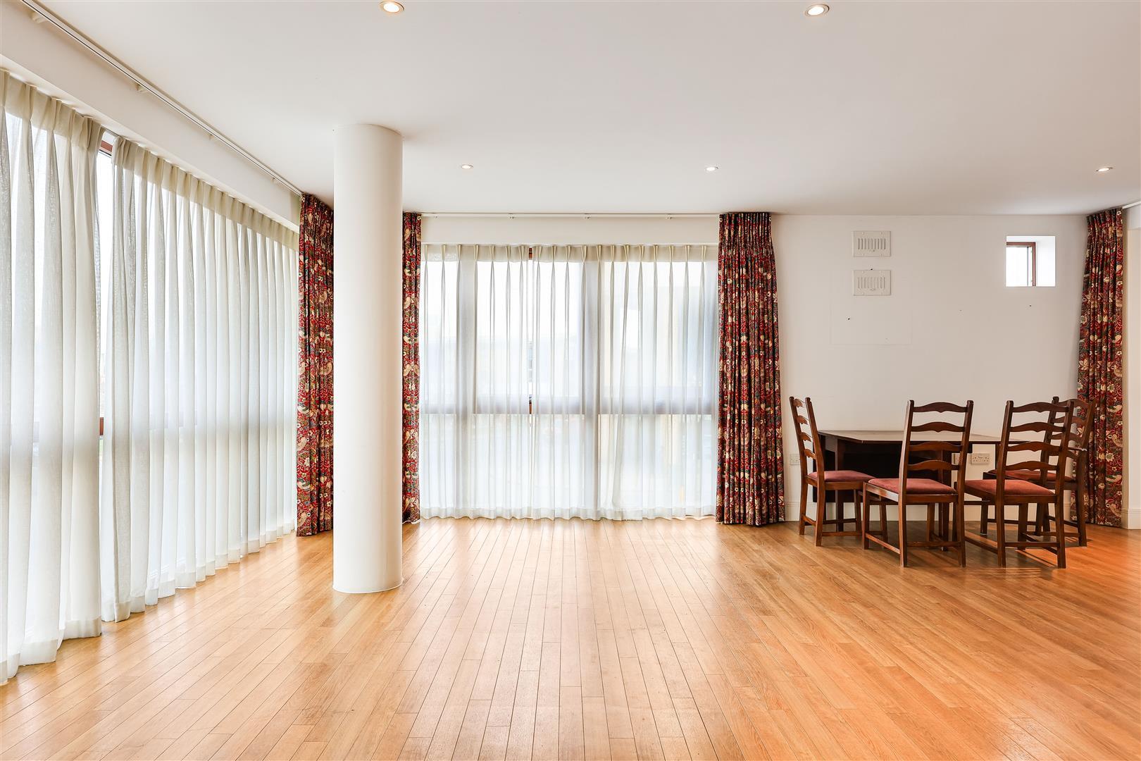 Property Image 58de3b58-a2dd-4e58-9cee-7a4aba86e3dd