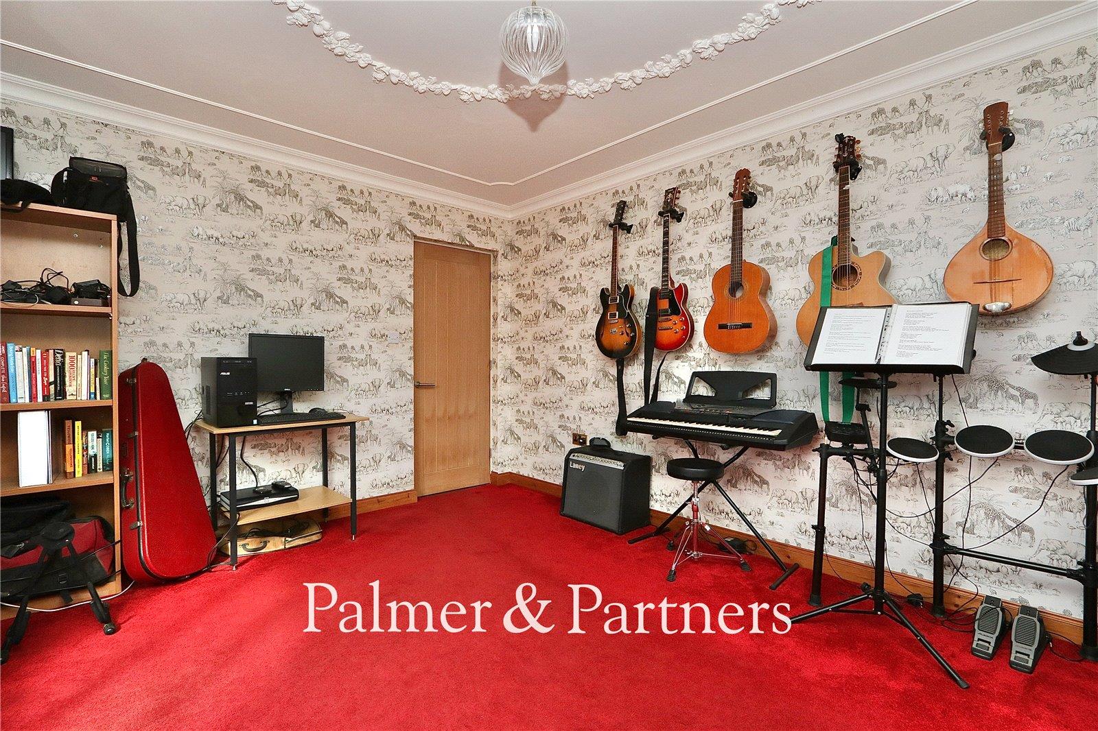 Property Image 58e9a658-de8b-4fa5-94a8-5a25b3a5ea9c