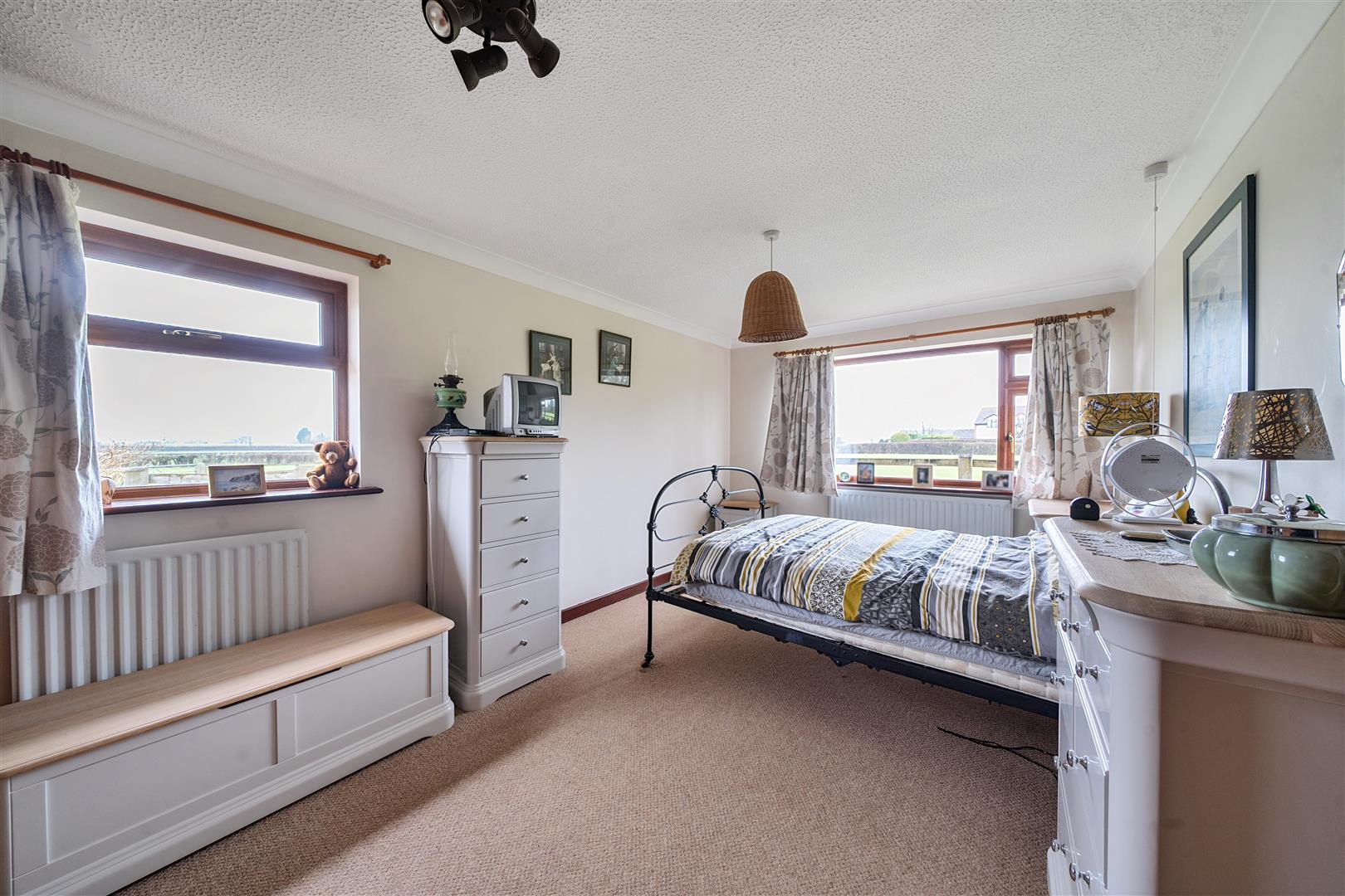 Property Image 58eea383-976d-43f0-80d1-d1213d6e193b