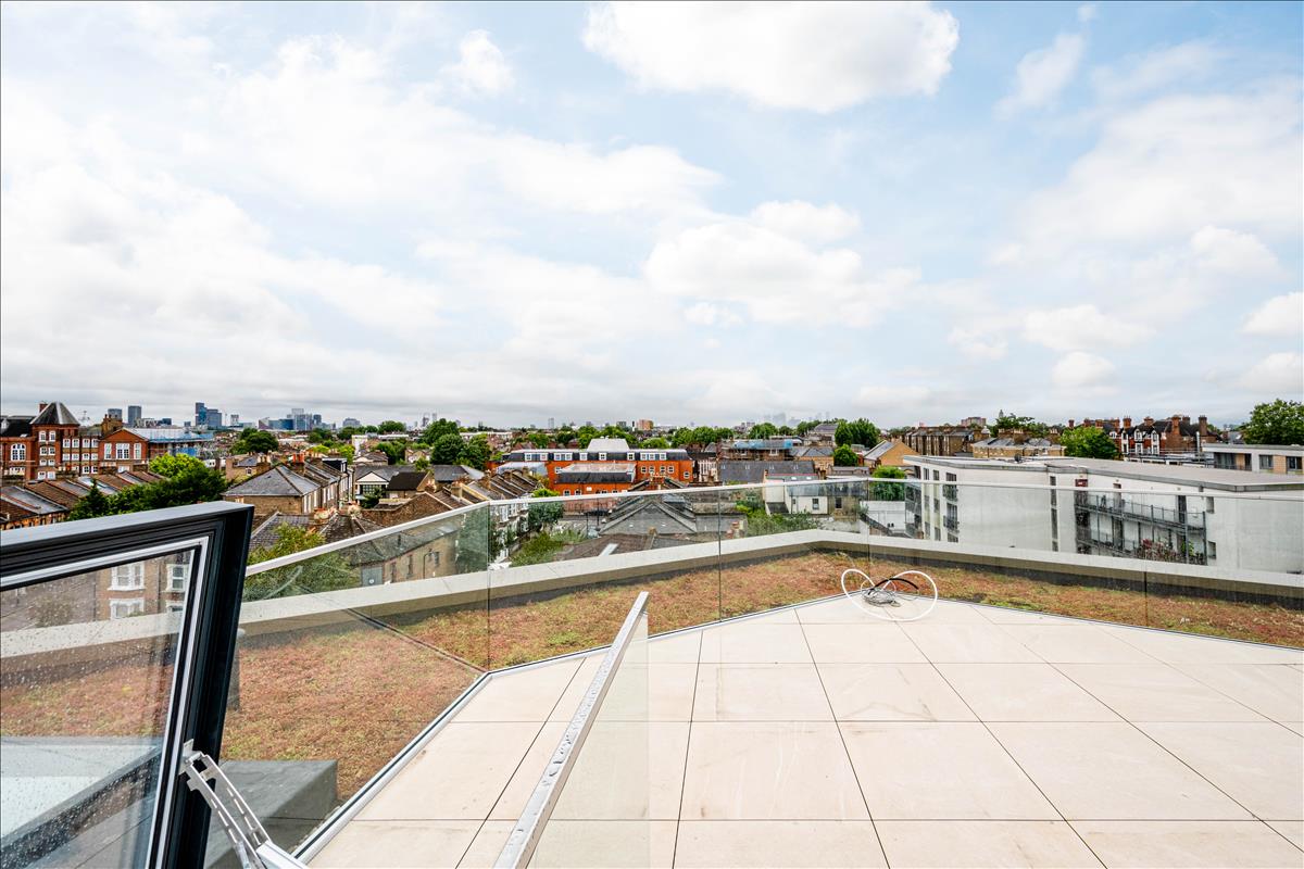 2-bedroom penthouse apartment for sale, Clapton, E5