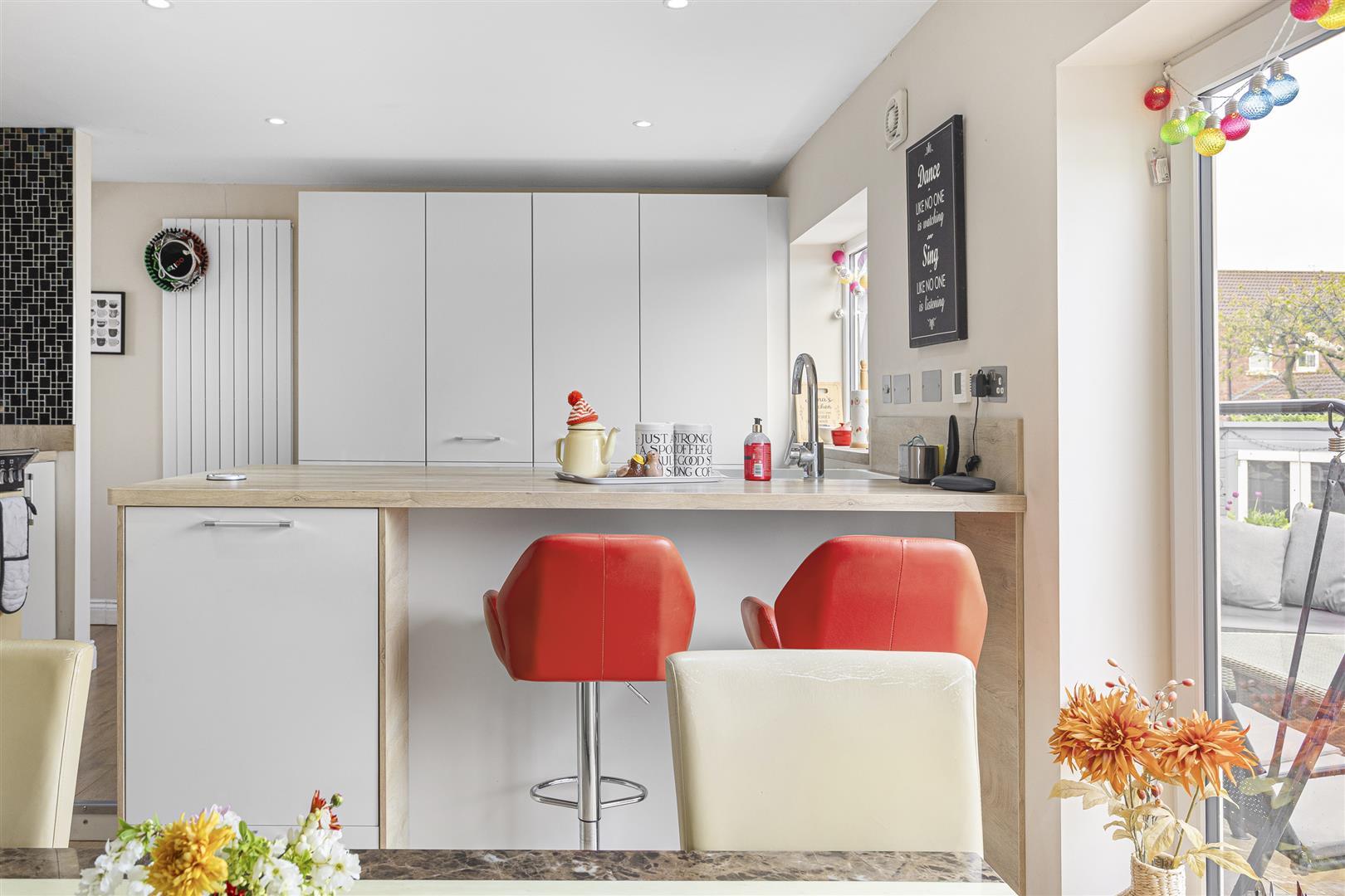 Property Image 58f25390-20af-42fe-be1b-958d5690a696