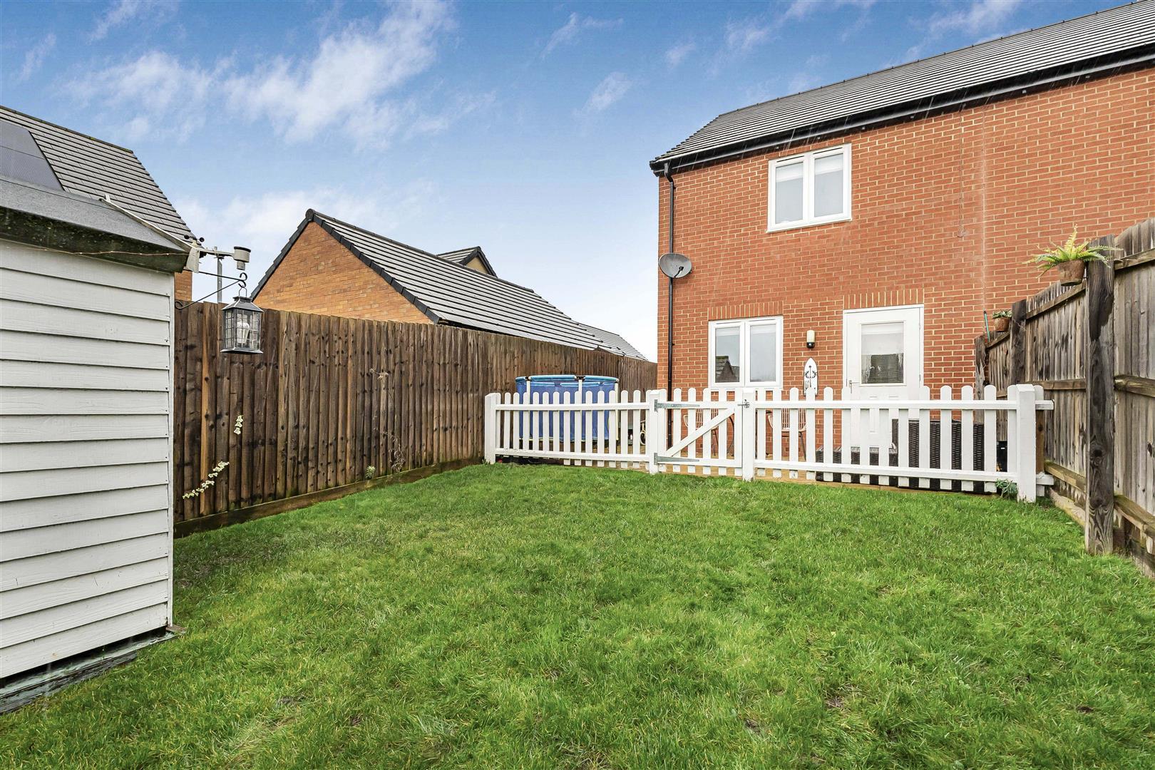 Property Image 58fd1d84-6b00-4ea5-8927-4a15e38e0561