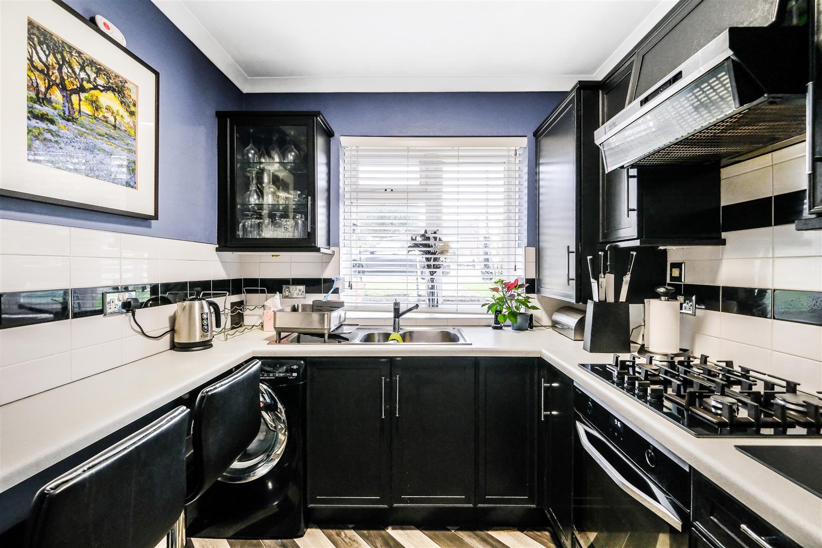 Property Image 593263e9-614e-45b6-ac90-c24453d27a47
