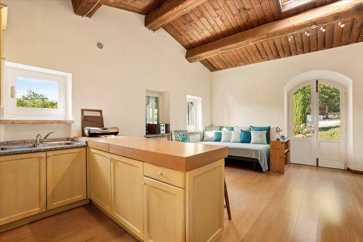Property Image 59387600-9388-47f9-980c-ef3834de2f93