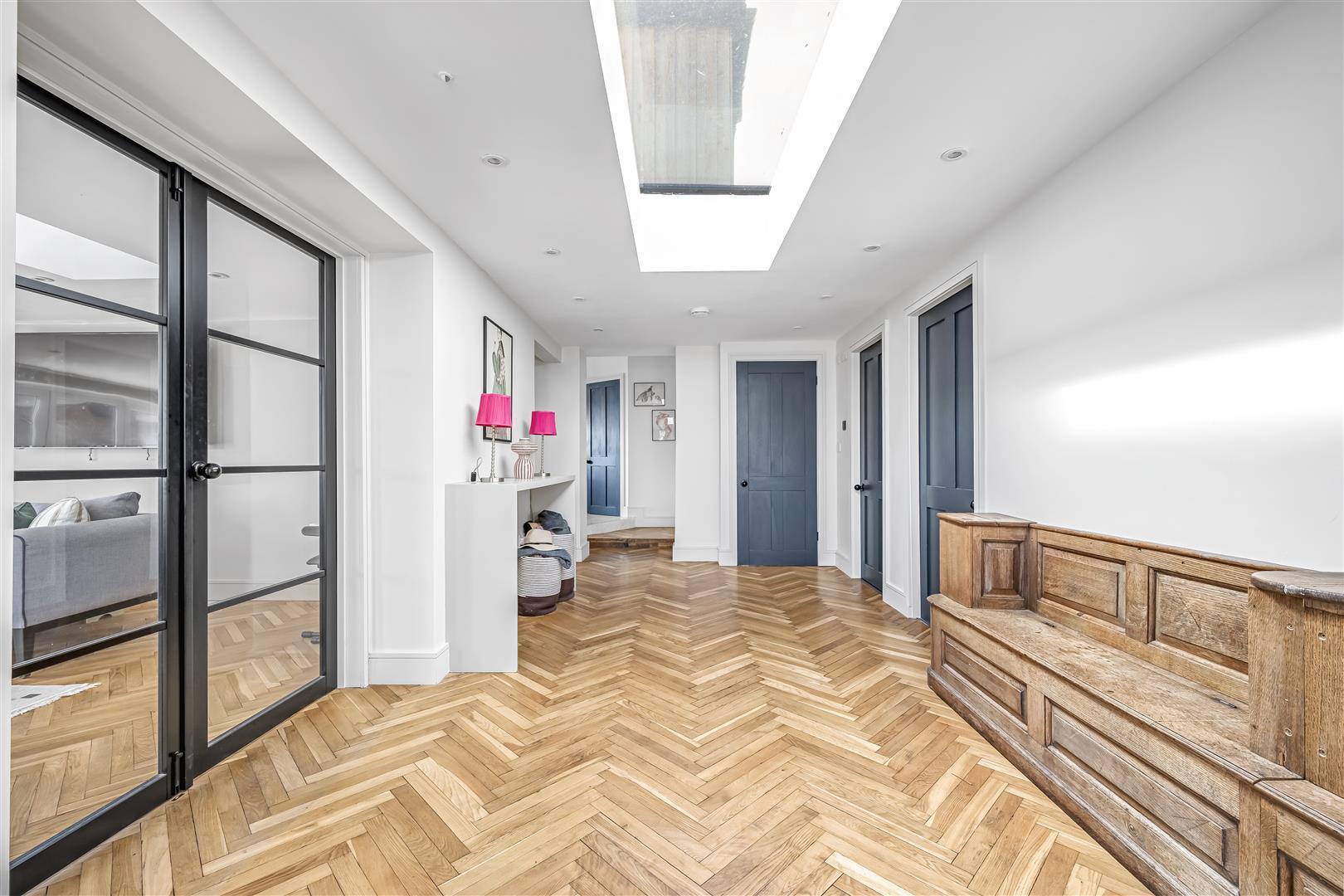 Property Image 593e898a-9391-47e1-9cab-4d85378cf594