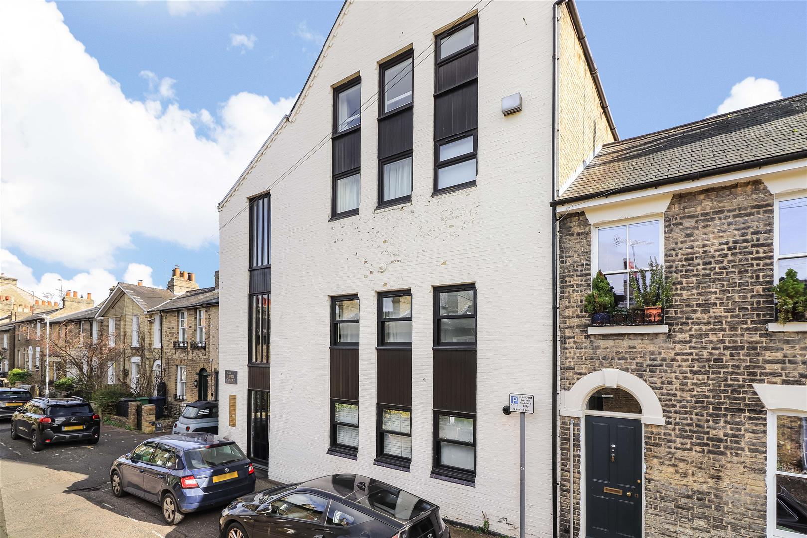 Property Image 593f6640-d2e4-4f35-b0d5-6a987130dcef