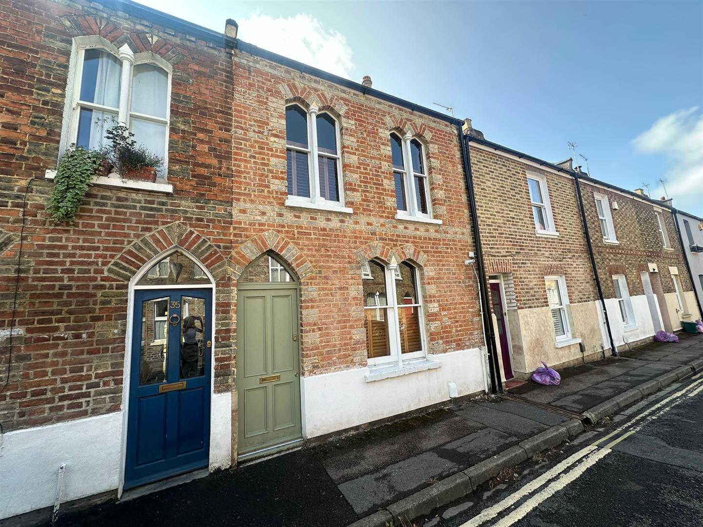 Property Image 5941b9b8-ed0e-479a-afec-feb054353685