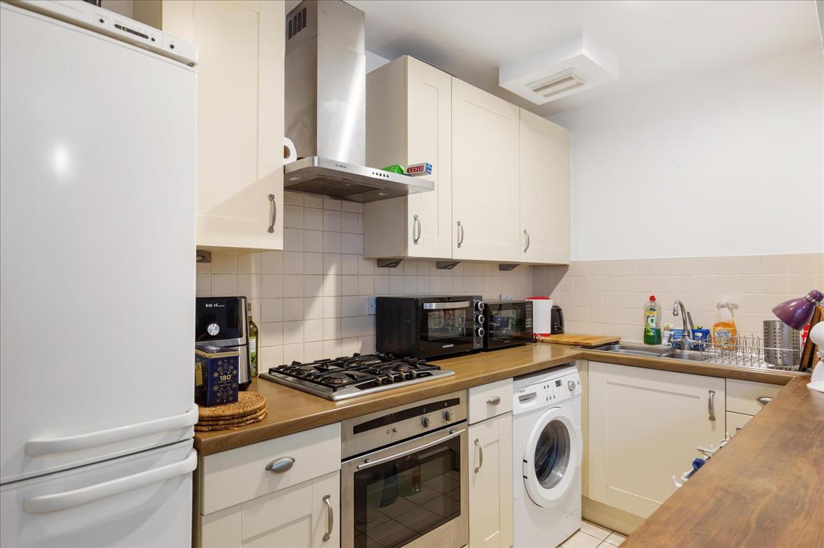 Property Image 5945a2f9-6529-4657-8e36-204226e32150