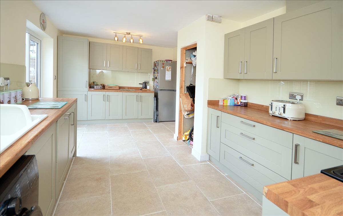 Property Image 594a4ad3-9cd4-425a-aea7-0d514da61db8