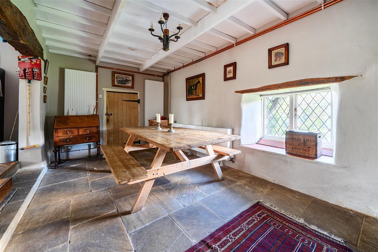 Property Image 594faee9-c0d2-48b1-8aab-a0f8f8fa91ac