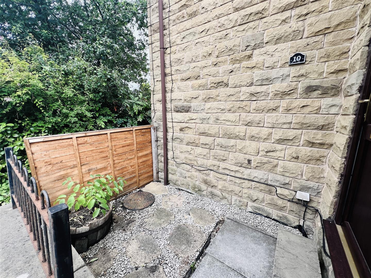 Property Image 5957f457-4ff1-4095-b1b3-b949a14aaaf8