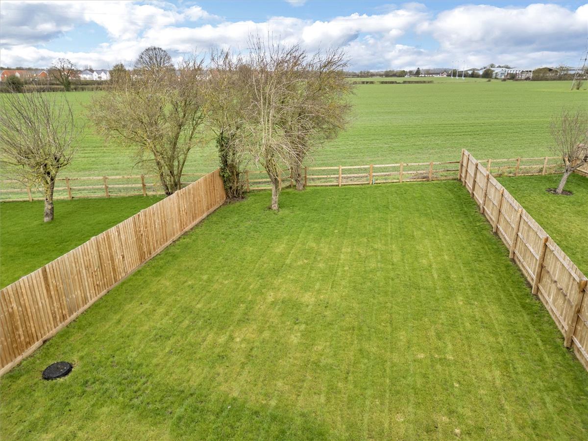 Property Image 596bf703-4b51-483e-925e-da032110087f