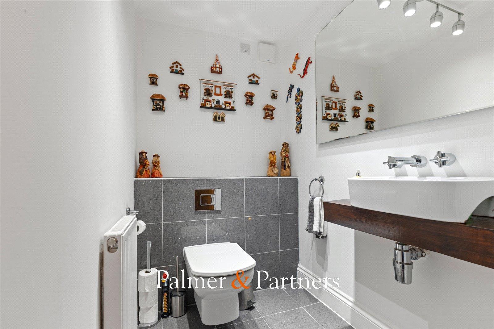 Property Image 596f2e04-d436-437d-8202-e61d5a5d2953