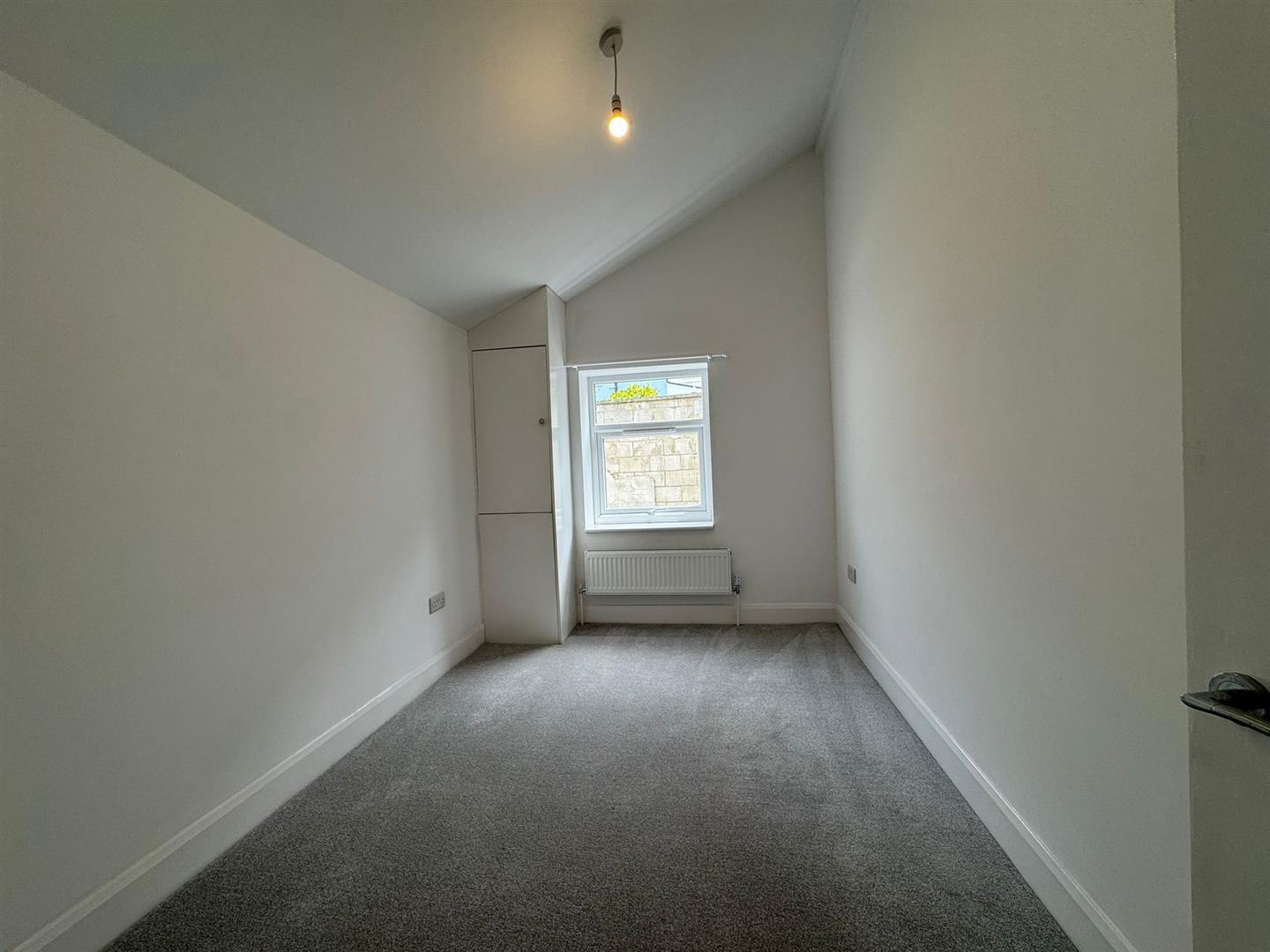 Property Image 59867f2a-2b1d-4a63-a938-724d50dd23c0
