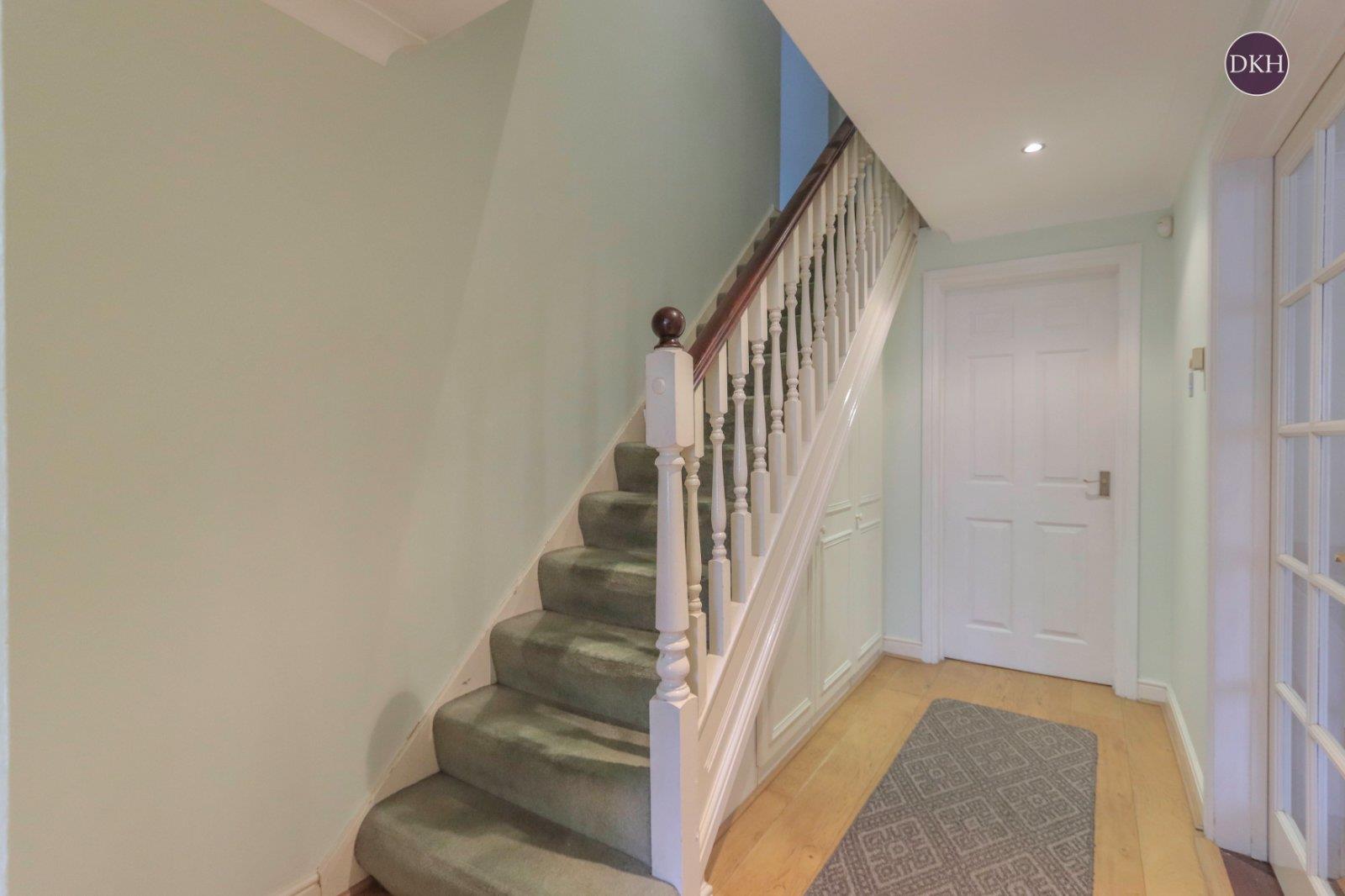 Property Image 598be8bb-1f07-48cb-a863-8d6ca8d9a42f