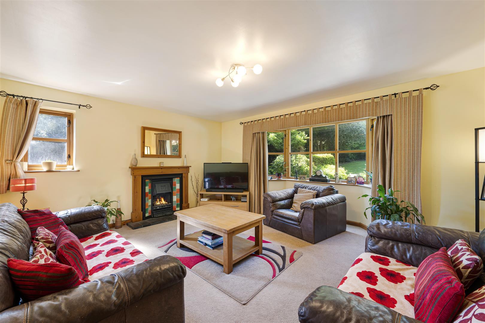Property Image 598e04d7-25cf-4789-80f9-8685c8324937
