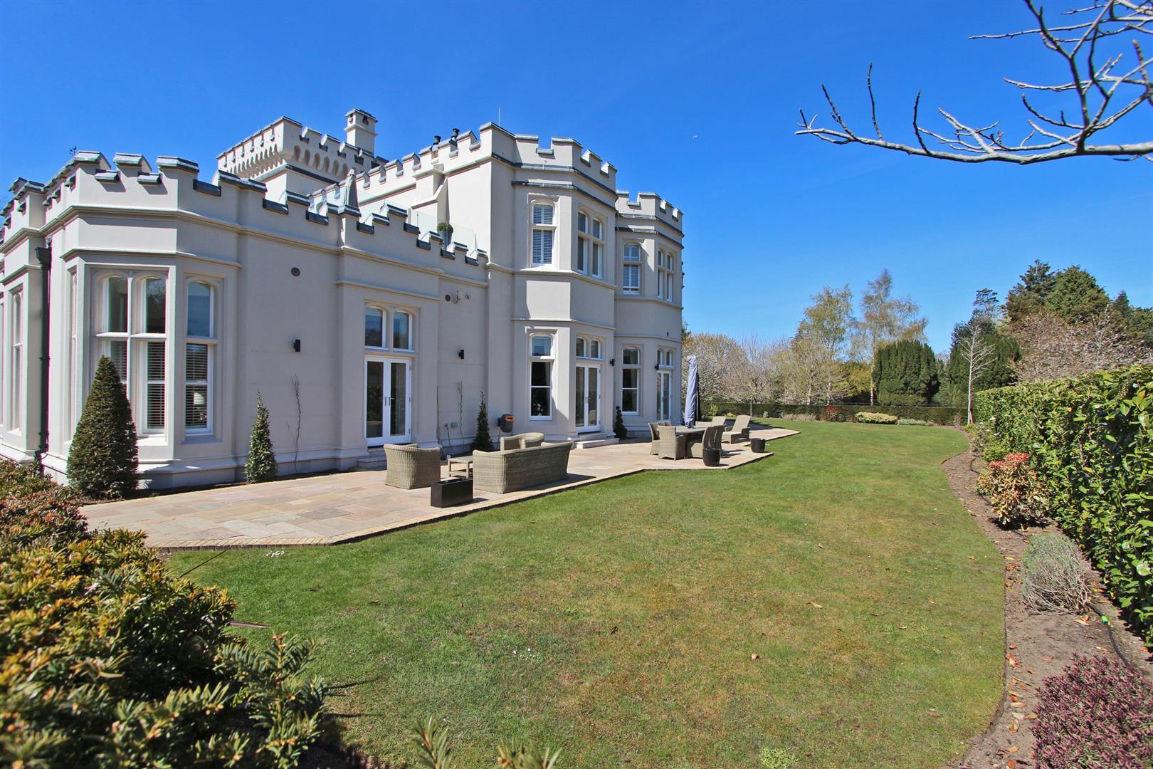 Property Image 599bb486-7e87-4f75-9711-692ada74379c