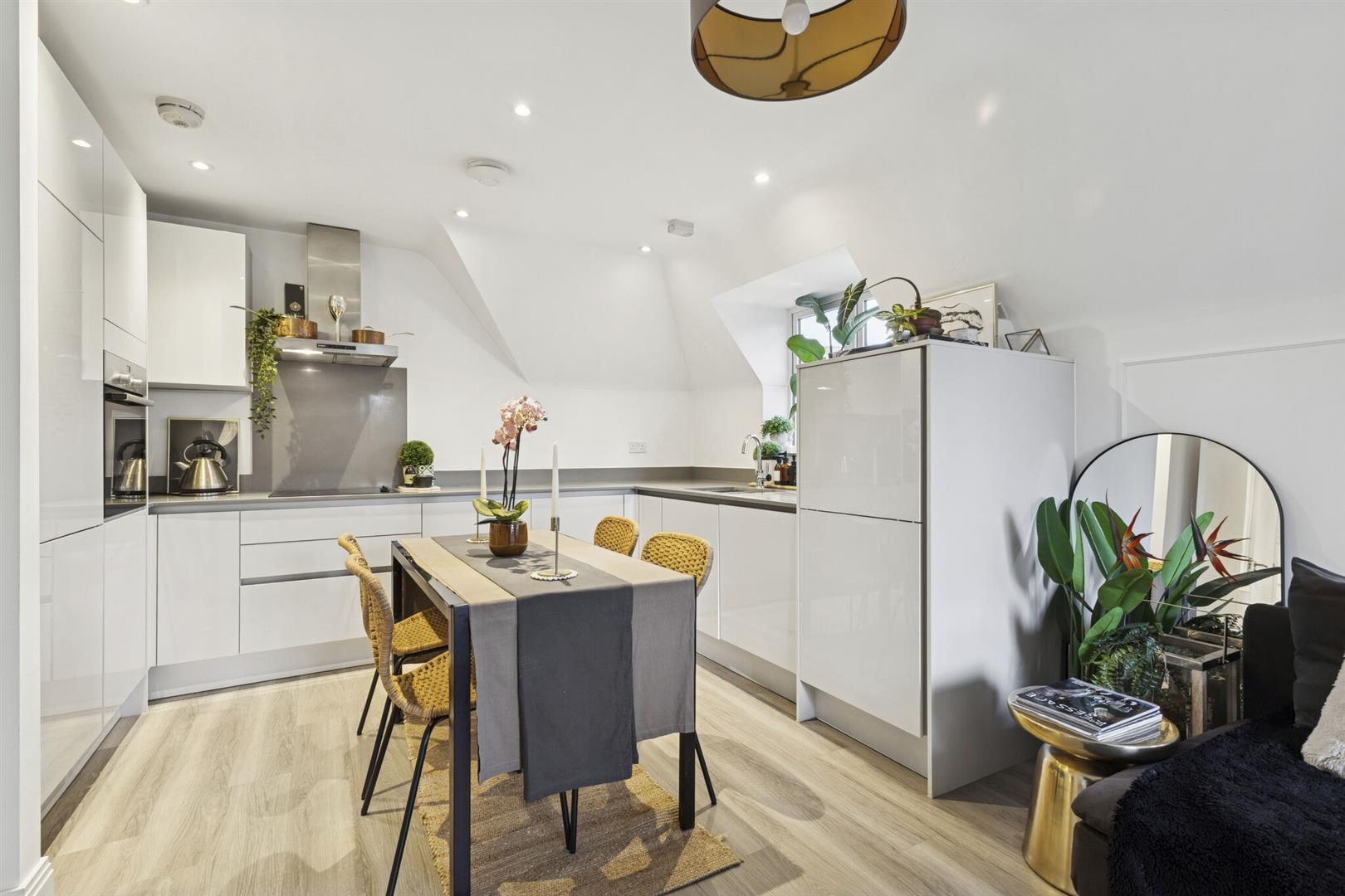 Property Image 599d34d8-8888-4b9e-9410-06b3d36147f0