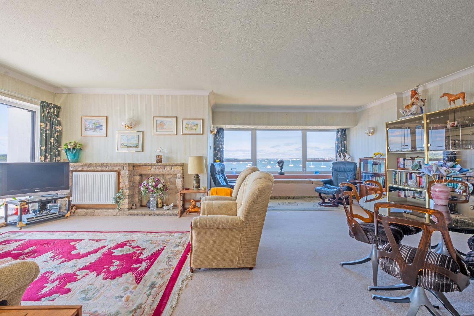 Property Image 59ac4972-a27f-4915-8f83-4a2a3df59054