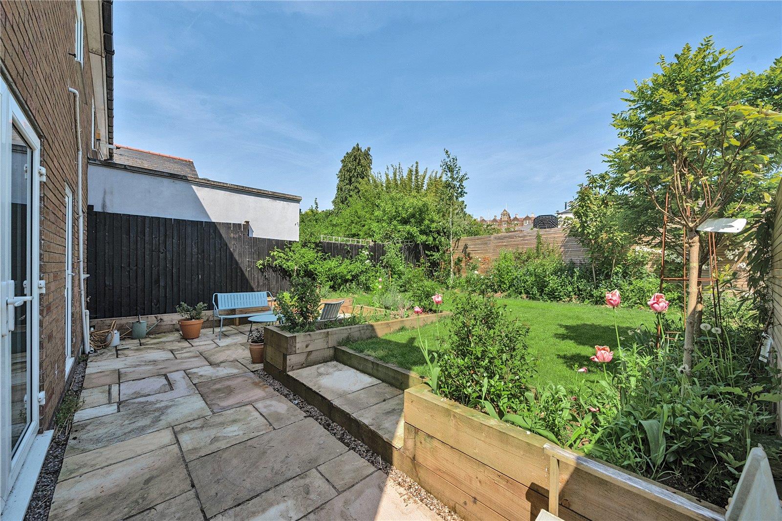 Property Image 59c5663e-57aa-49f6-9b90-37e7362cfbc8