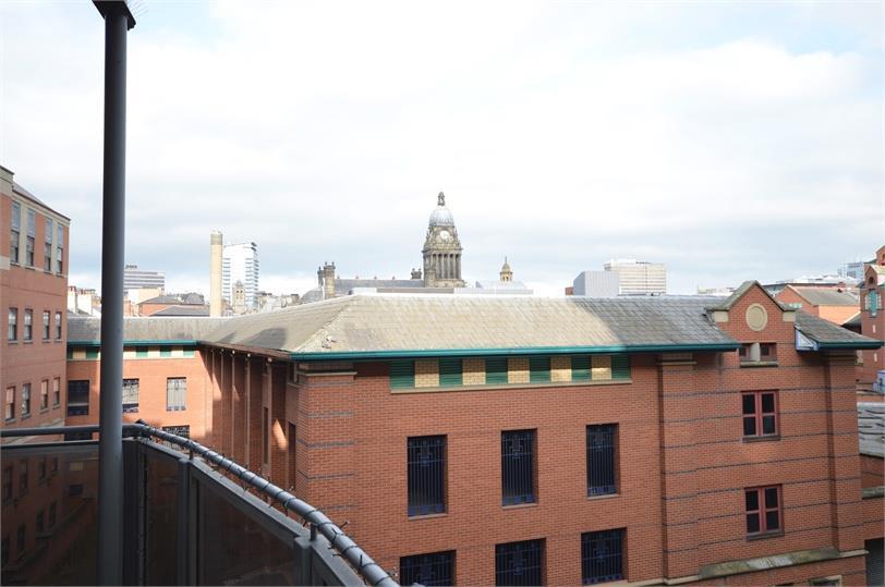 Property Image 59d8edcf-e7e9-4419-892b-927fb071c251
