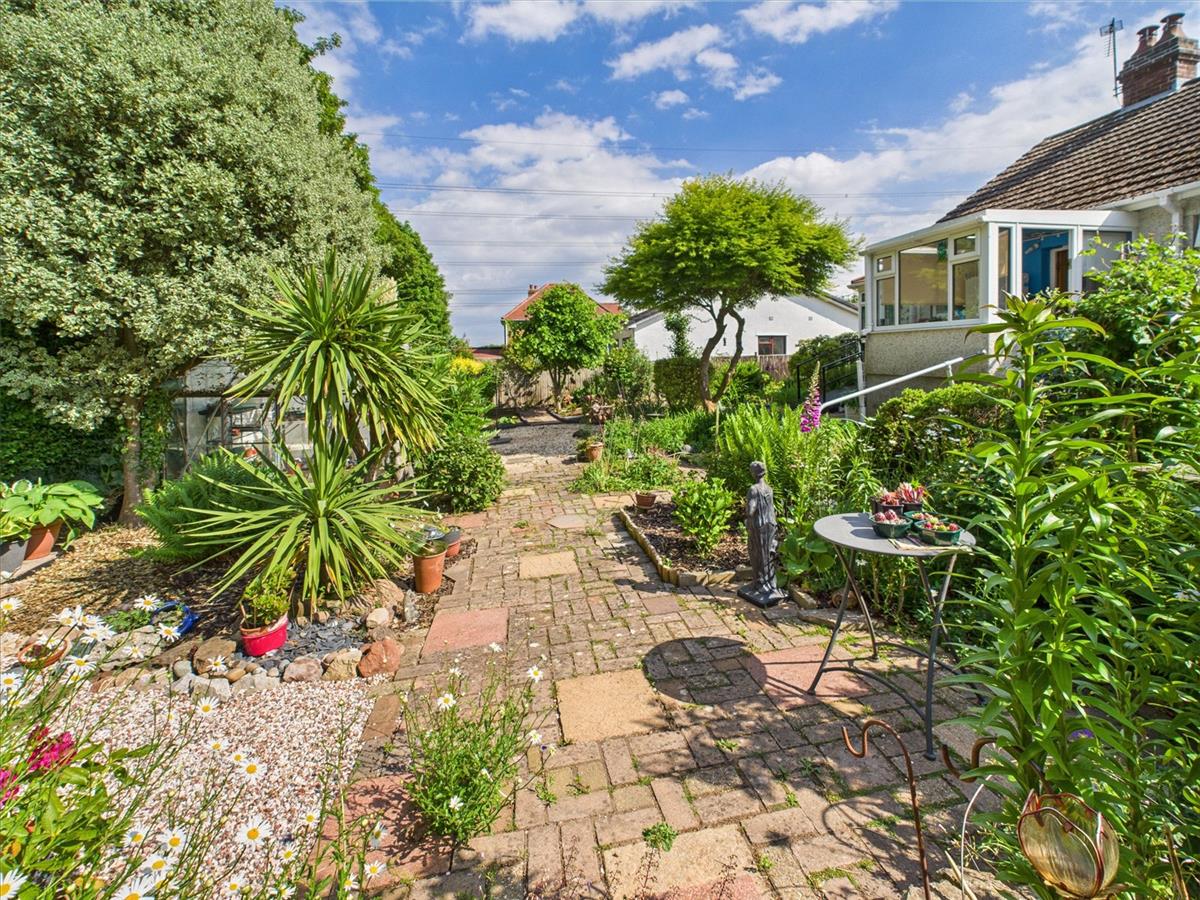 Property Image 59db9a5c-2a94-40db-9699-9720fc885a8f