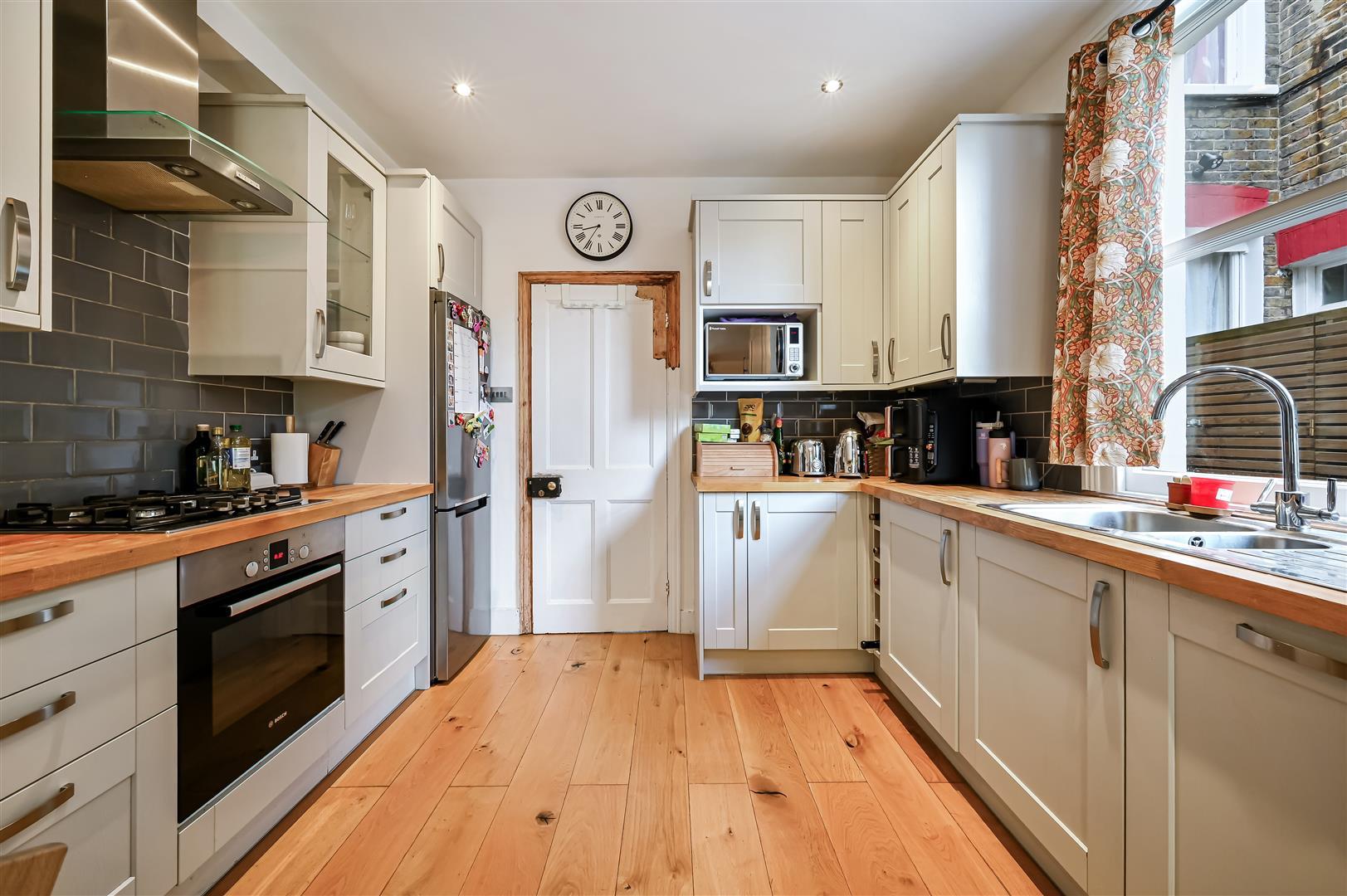 Property Image 59f88e96-2cad-4283-83f8-fe7be905124d