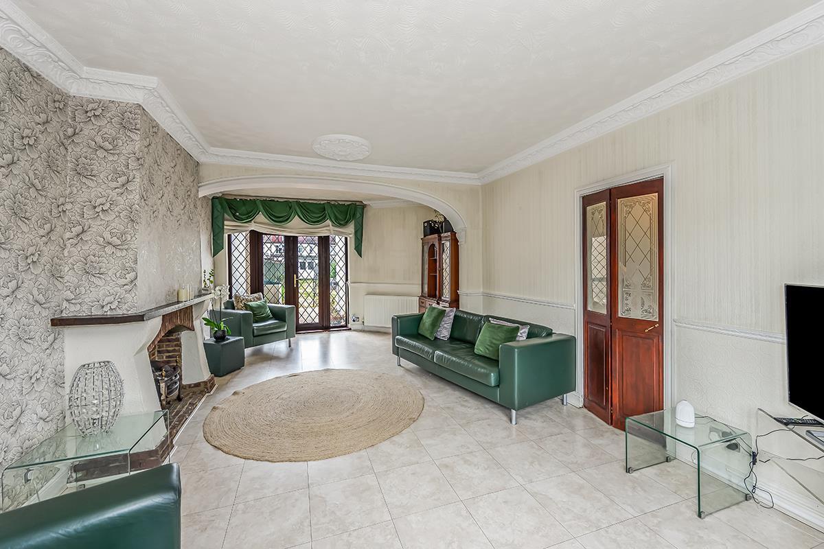 Property Image 59ff3f78-c3de-4f09-8afe-e479c51c2ddf