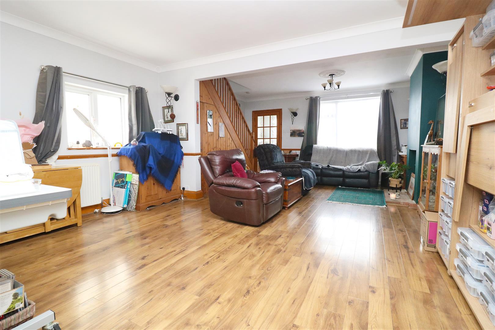 Property Image 5a0174ad-5a78-4b5c-bc49-0550a242ea61