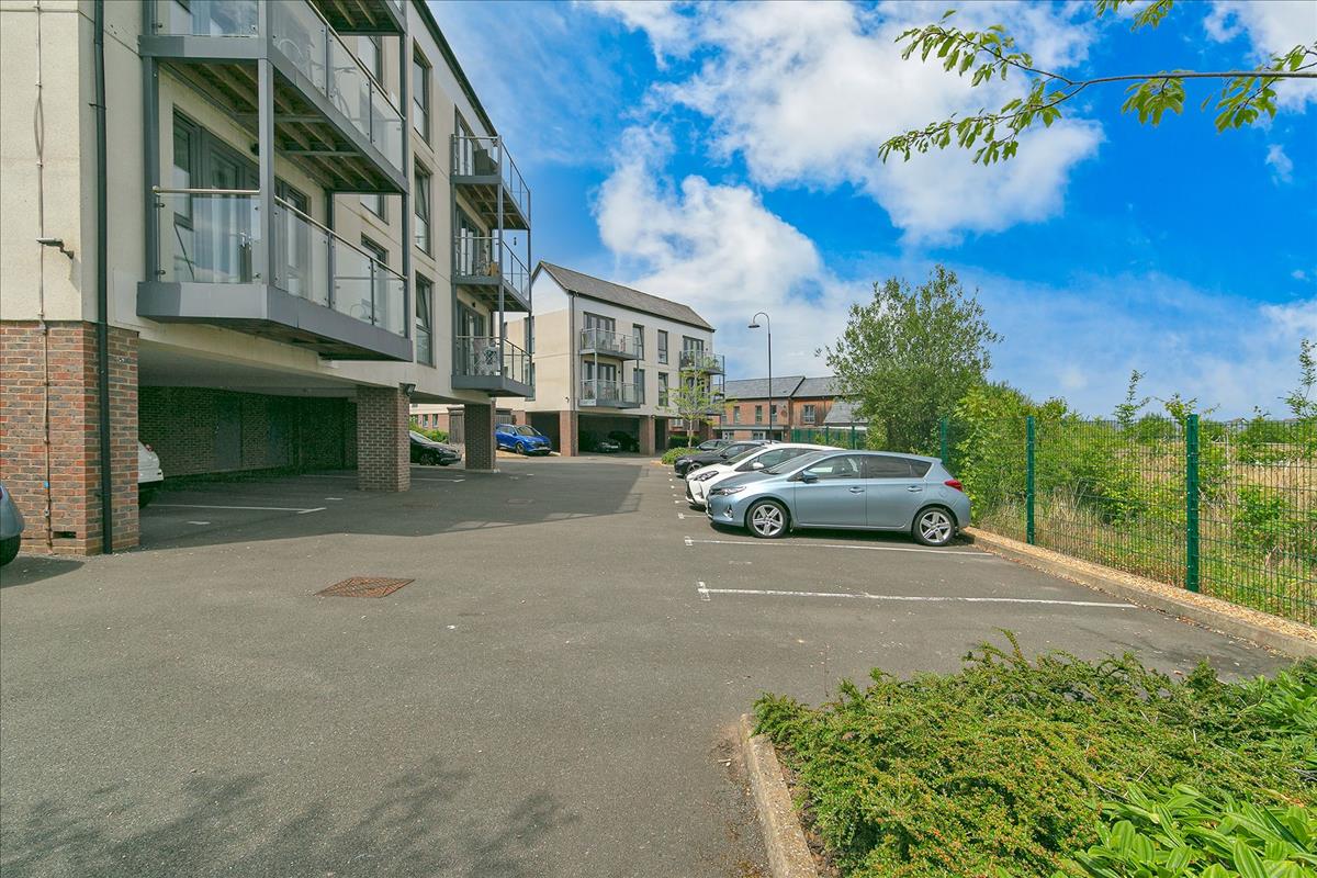 Property Image 5a0679da-02c3-4922-94d6-8c7aee0ebf5d