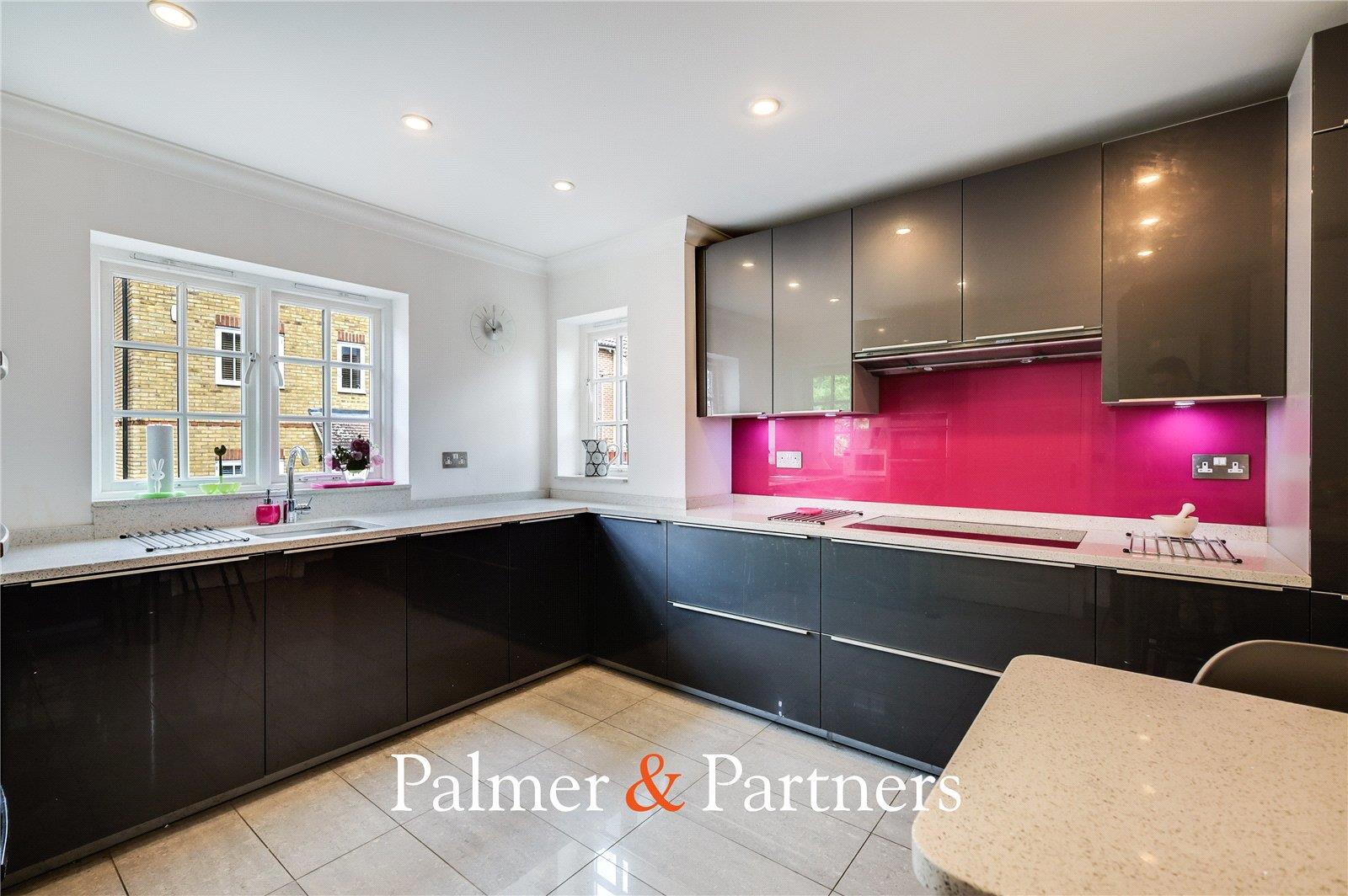Property Image 5a14213c-b0f8-41f2-81a9-f21eb8868a3c