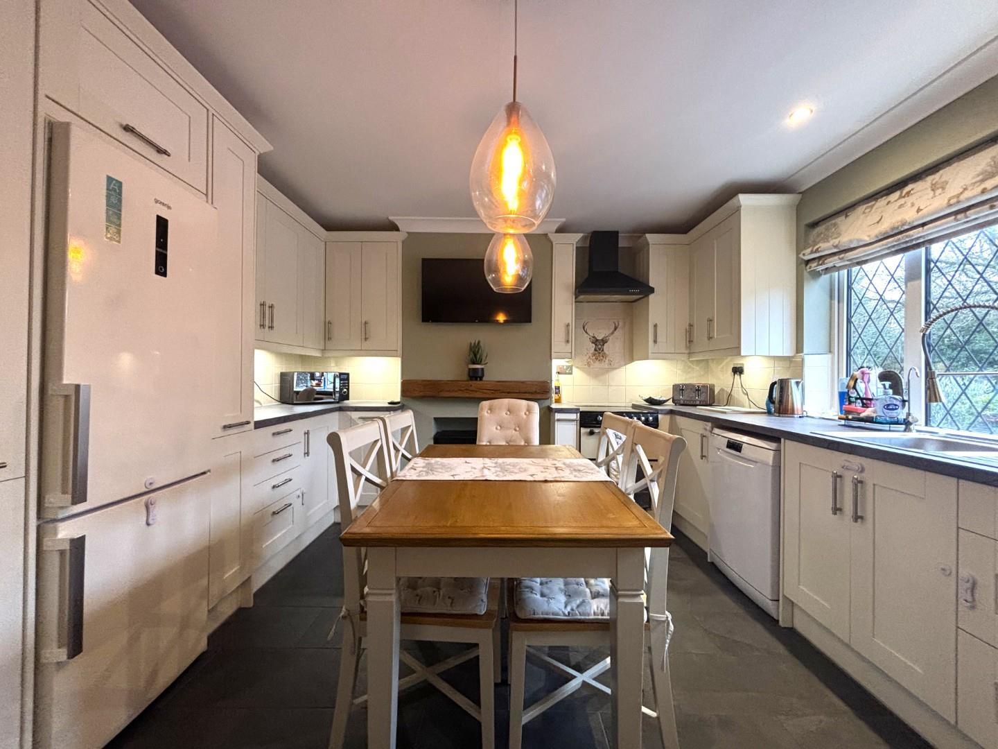 Property Image 5a1cb9db-42a1-4119-9d6a-b2e51bd13ea4
