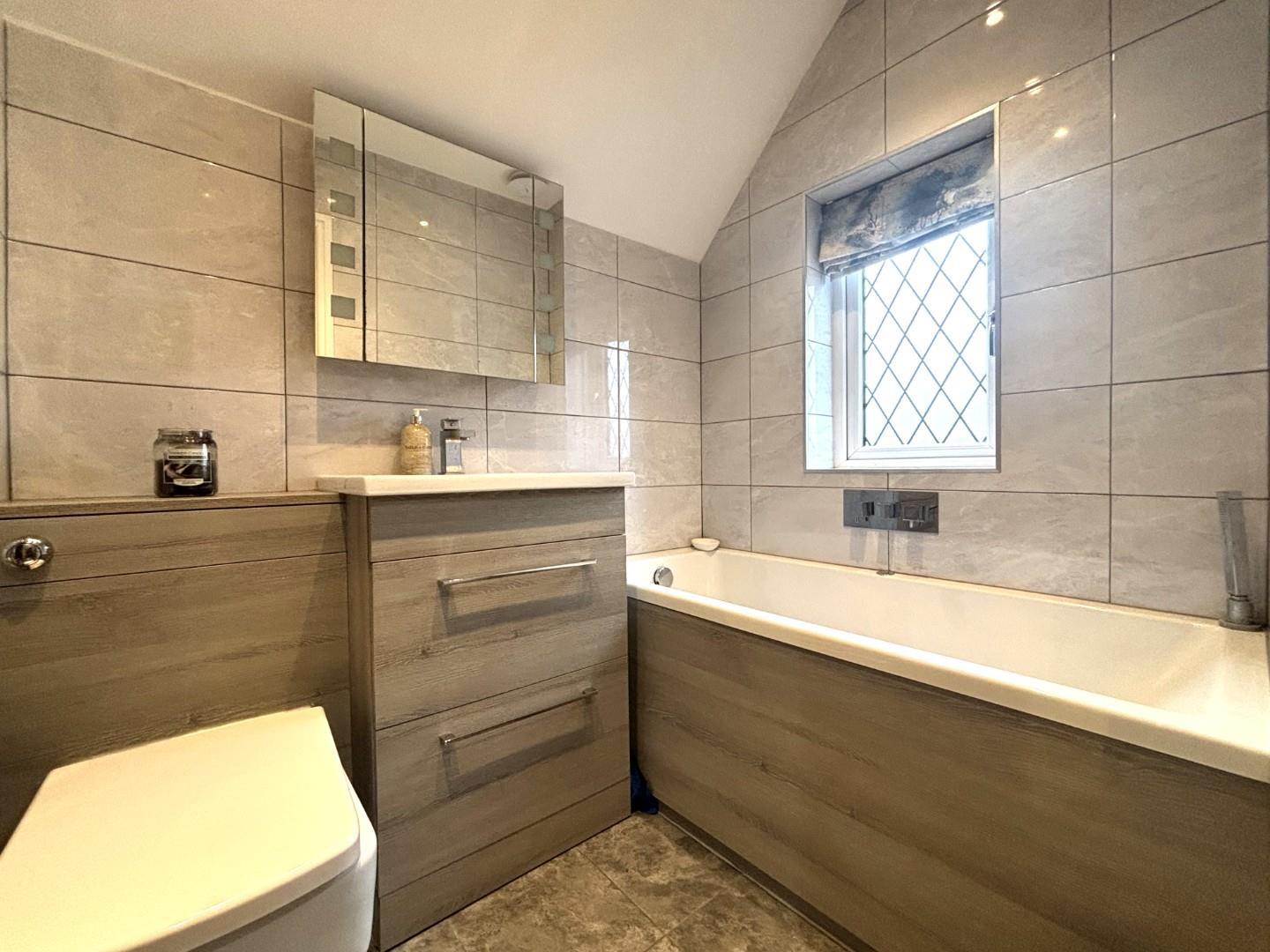 Property Image 5a29b668-adb6-4284-84e2-f516928e64f7