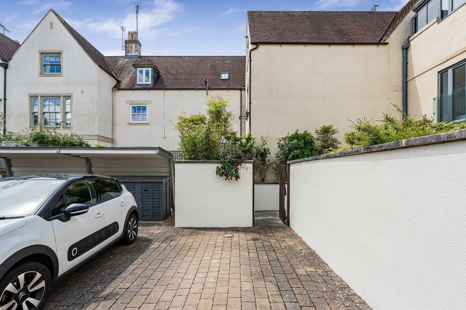 Property Image 5a2ecd58-5622-43c5-92d5-2df172f792bd