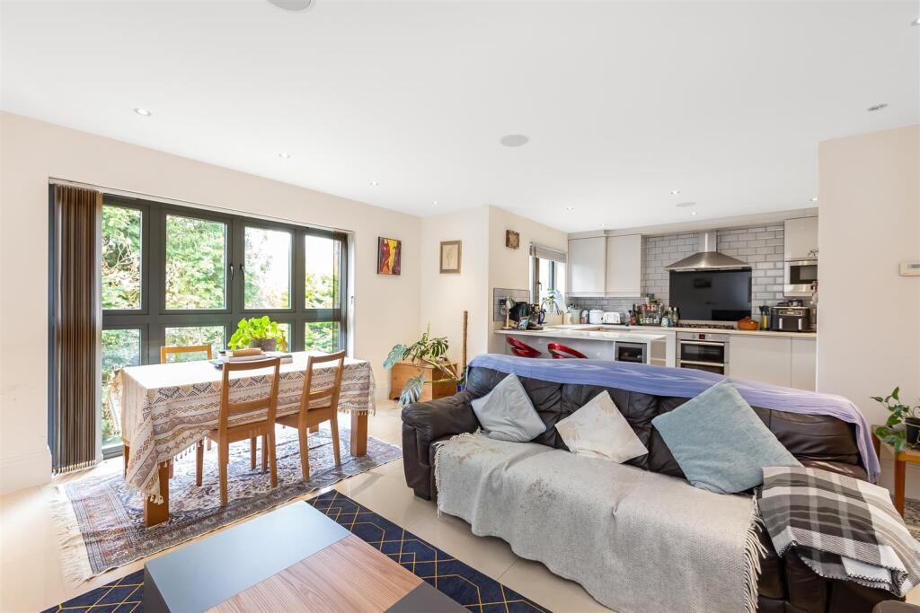 Property Image 5a3da38f-47f7-457d-88a7-8e2471241af5